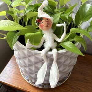 Vintage Annalee White Christmas Elf Posable 10" Pixie Holly Berry Bendable